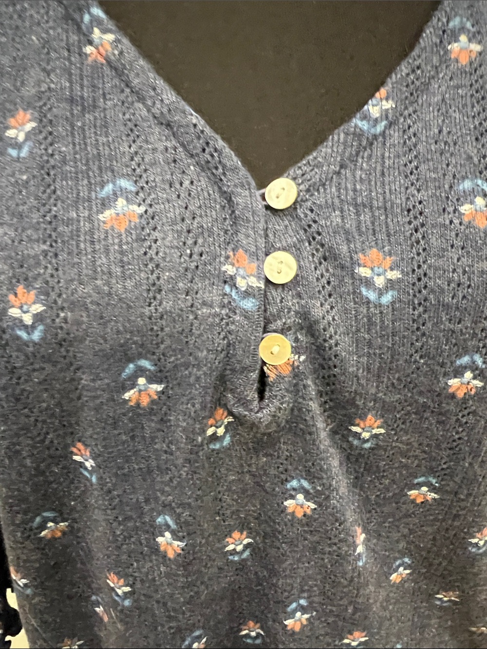 Lucky Brand Navy Blue Floral Henley Blouse with Puff Sleeves - Picture 3 of 6